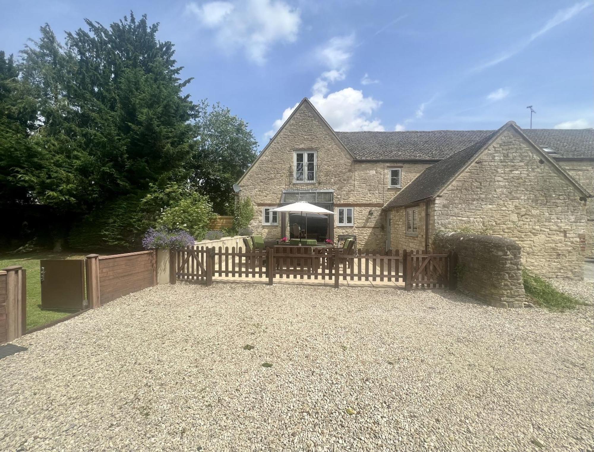 The Old Coach House Villa Witney Buitenkant foto